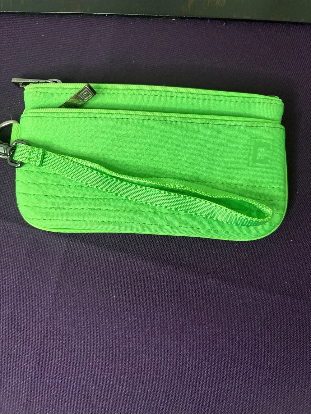 Chaps Smart Bag wristlet